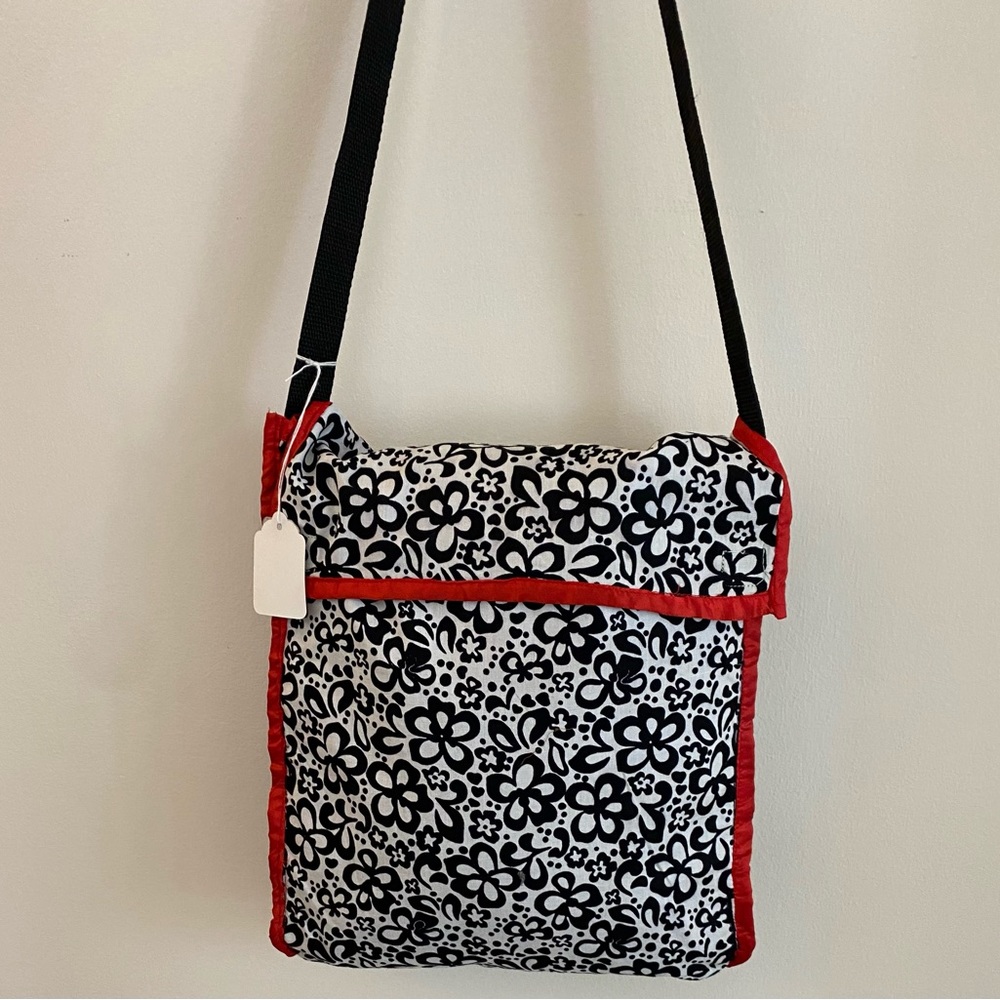 African Print Bag. Hand made!! Ships from Michigan. Give an African gift.
